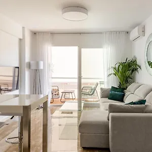 https://apartamento-piccadilly-suite.1costadelsol.com