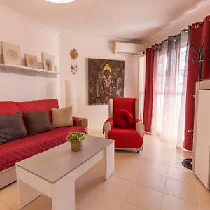 https://apartamento-centro-torremolinos-29620-2.es-andalucia.com